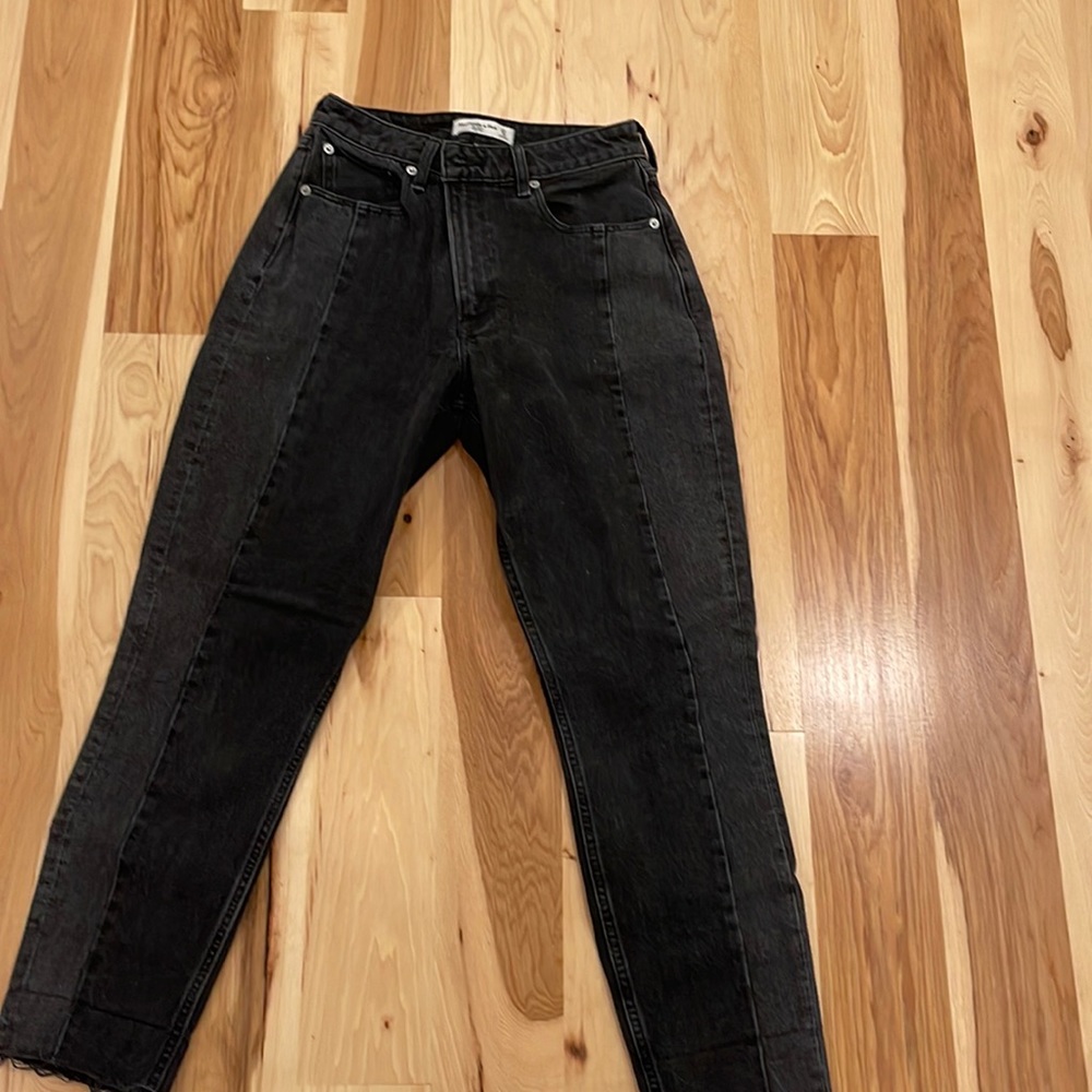 Abercrombie Jeans Size: 27